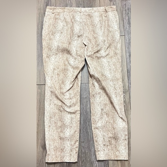 Calvin Klein Snake Skin Print beige Capri Pants size 16 - Picture 7 of 8